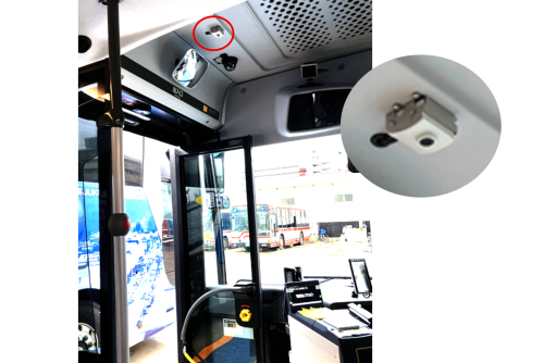 SRT車内設置写真